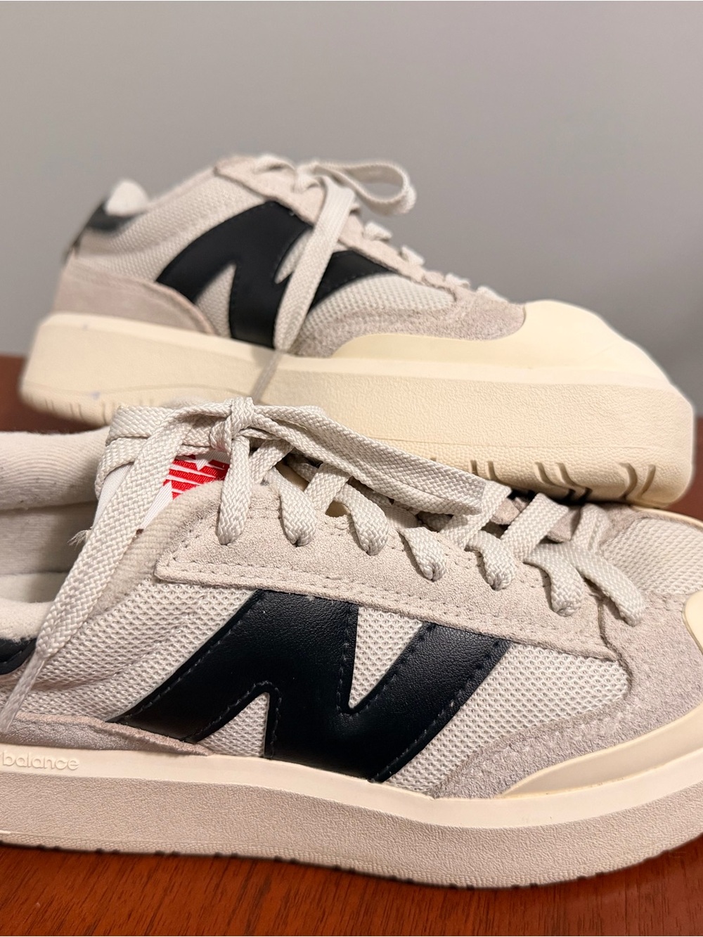New Balance Men's Low-Top Sneakers in Cream and Black